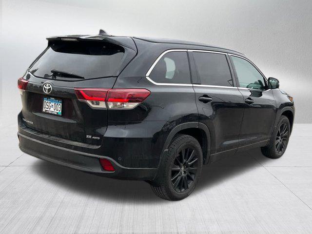 used 2019 Toyota Highlander car, priced at $29,996