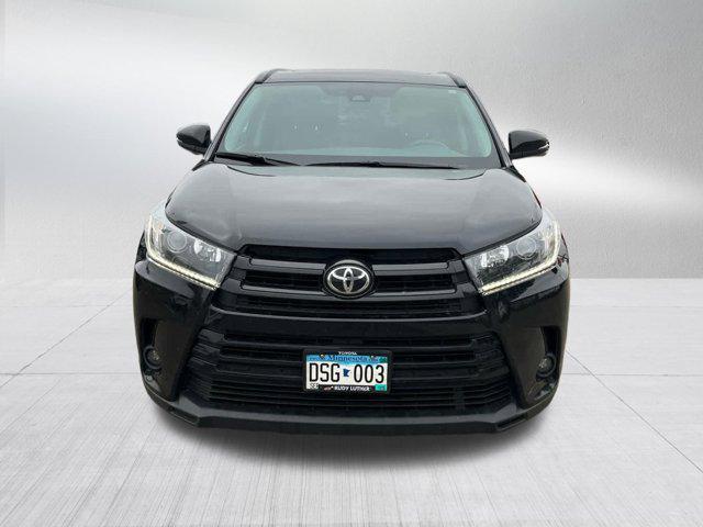 used 2019 Toyota Highlander car, priced at $29,996