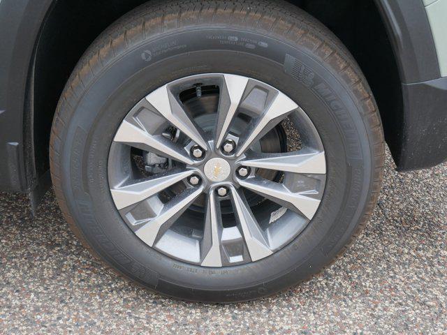 new 2026 Chevrolet Equinox car, priced at $31,990