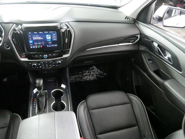 used 2021 Chevrolet Traverse car, priced at $28,398