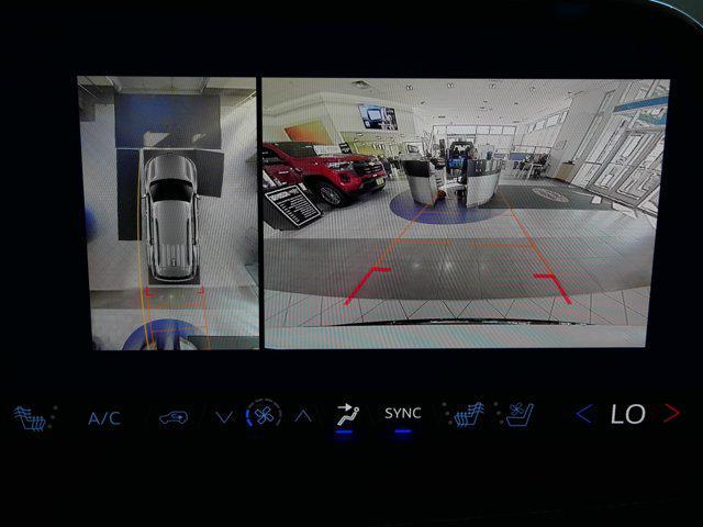 new 2026 Chevrolet Traverse car, priced at $62,977