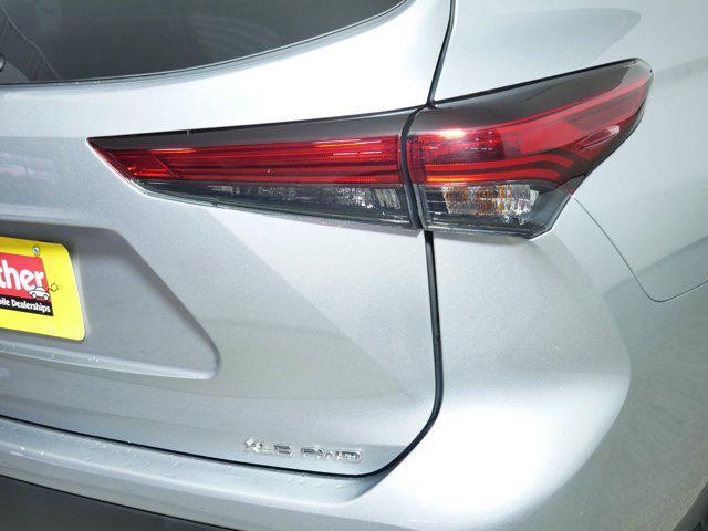 used 2021 Toyota Highlander car, priced at $37,696