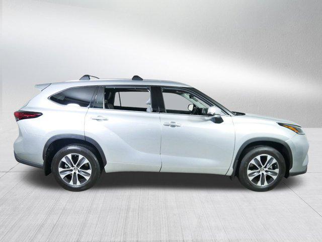 used 2021 Toyota Highlander car, priced at $37,696