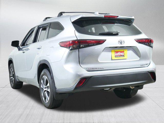 used 2021 Toyota Highlander car, priced at $37,696