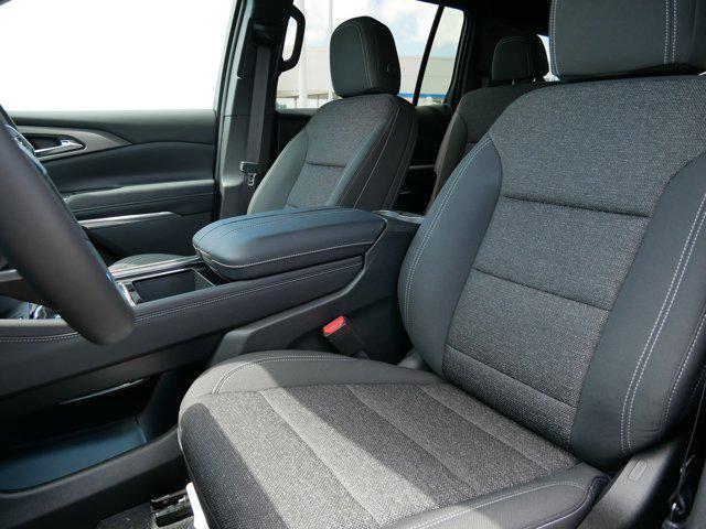 new 2025 Chevrolet Traverse car, priced at $42,728
