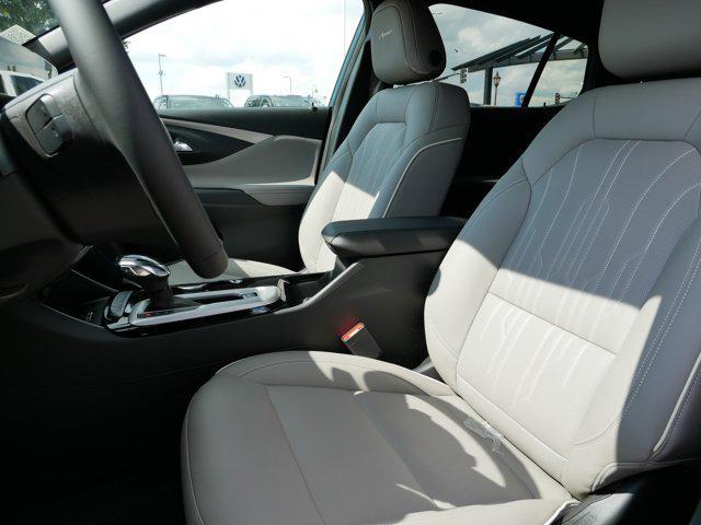 new 2025 Buick Envista car, priced at $28,442