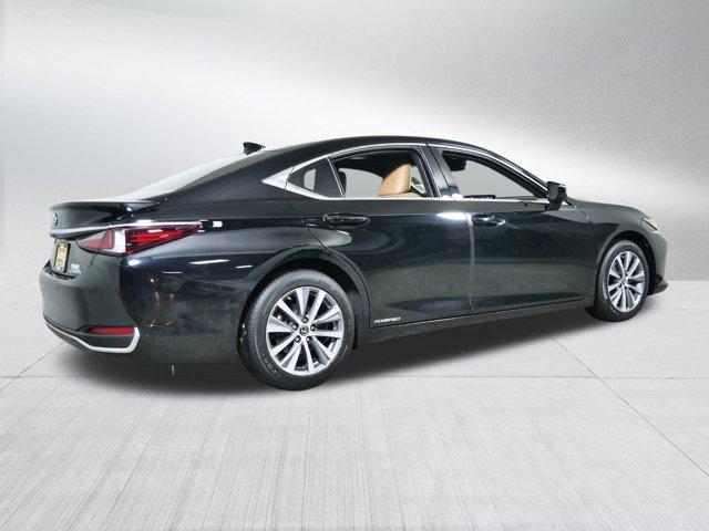 used 2021 Lexus ES 300h car, priced at $30,996