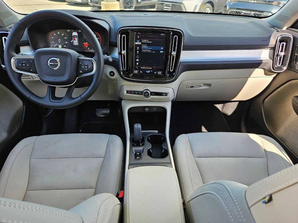 used 2021 Volvo XC40 car, priced at $21,671