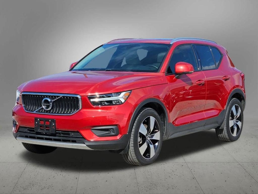 used 2021 Volvo XC40 car, priced at $21,671