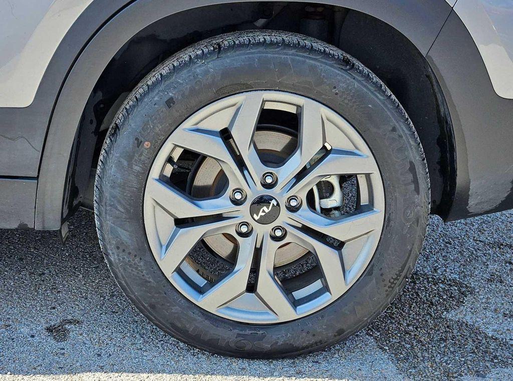 used 2024 Kia Seltos car, priced at $18,943