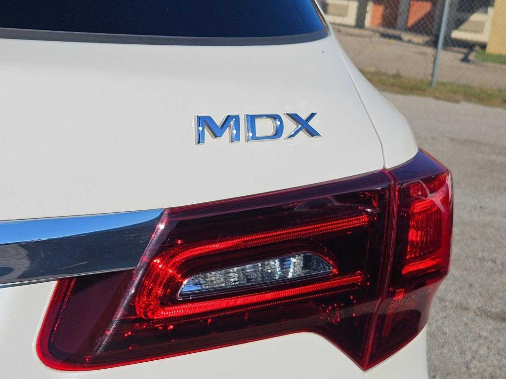 used 2018 Acura MDX car, priced at $15,586
