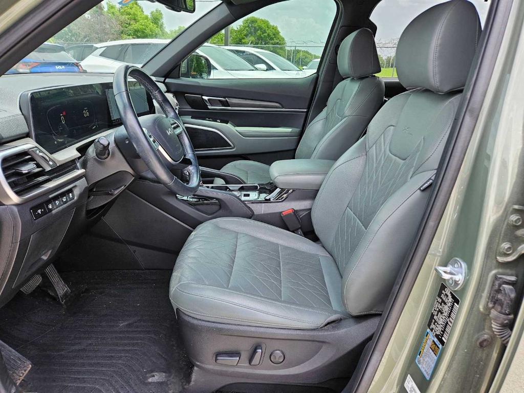 used 2023 Kia Telluride car, priced at $38,480