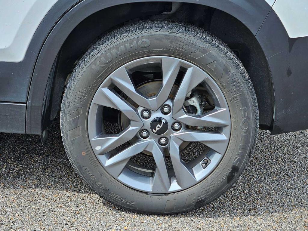 used 2023 Kia Seltos car, priced at $19,899