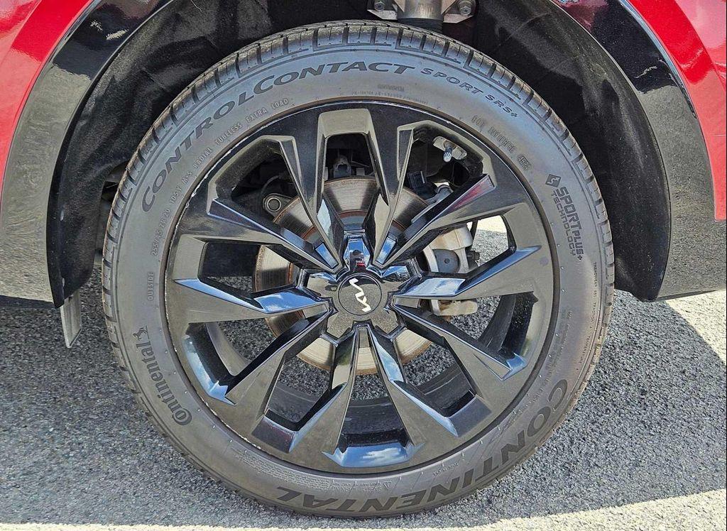 used 2023 Kia Sorento car, priced at $26,400