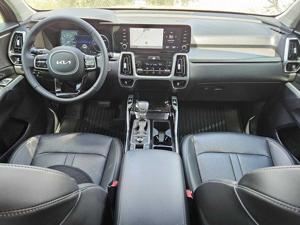 used 2023 Kia Sorento car, priced at $26,400