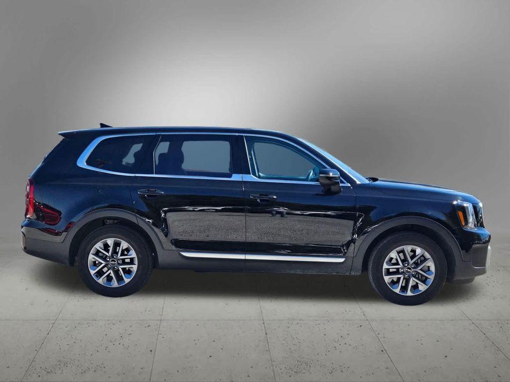 used 2023 Kia Telluride car, priced at $27,690