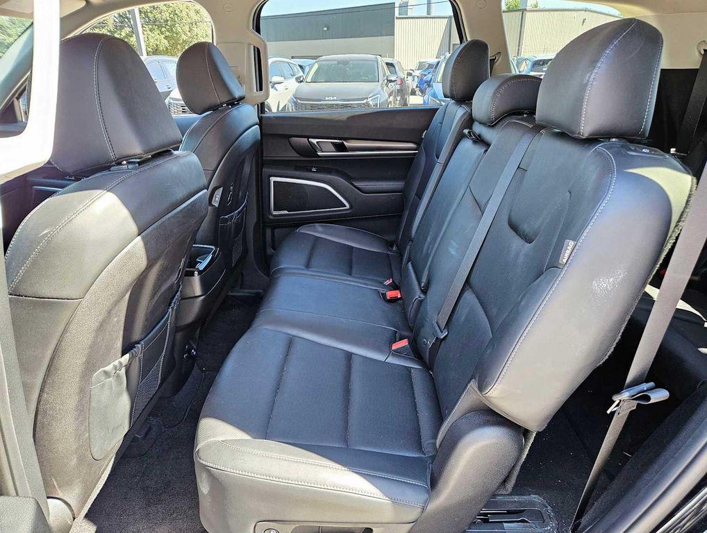 used 2023 Kia Telluride car, priced at $27,690