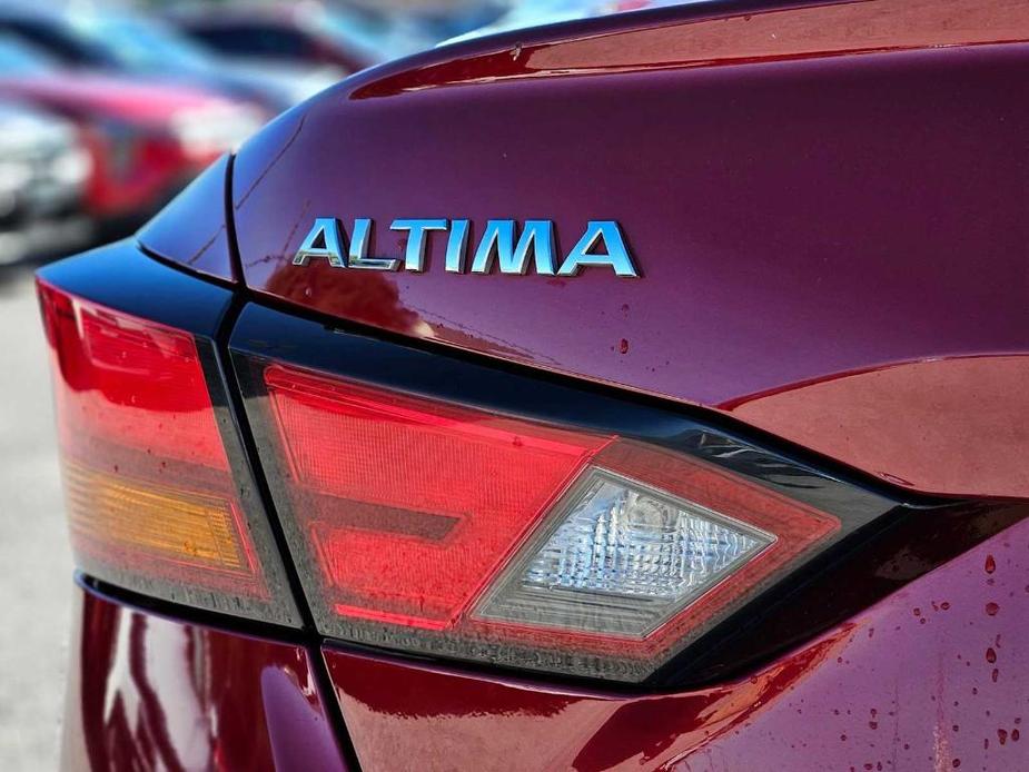 used 2022 Nissan Altima car, priced at $19,435