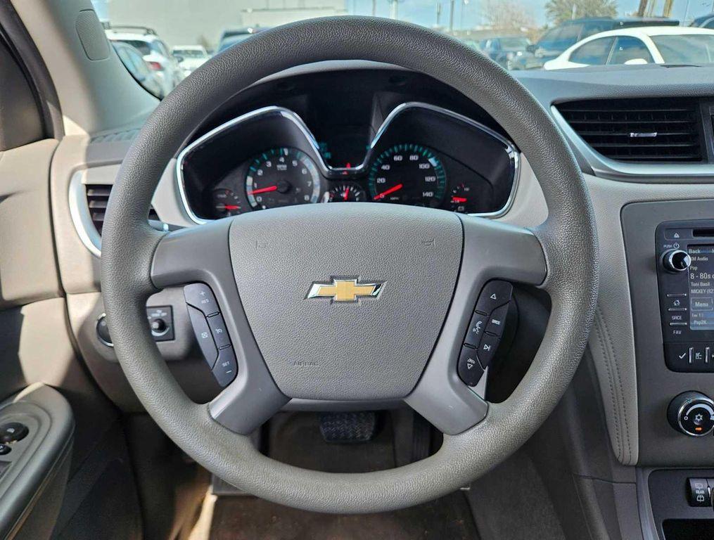 used 2014 Chevrolet Traverse car, priced at $7,295