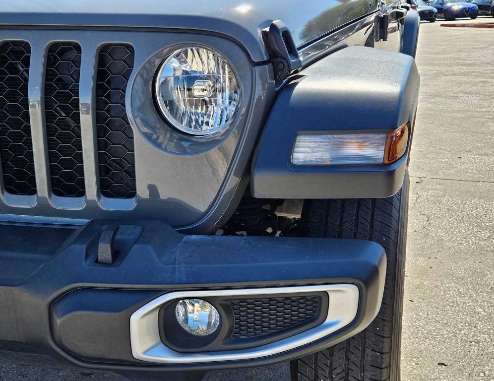 used 2023 Jeep Gladiator car, priced at $26,600
