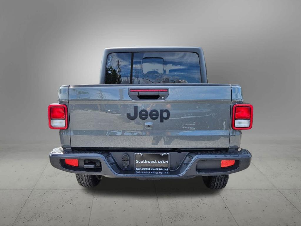 used 2023 Jeep Gladiator car, priced at $26,600