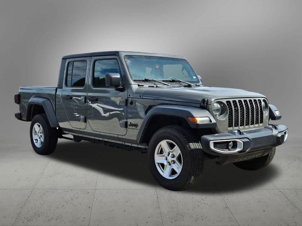 used 2023 Jeep Gladiator car, priced at $26,600