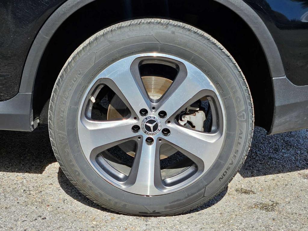 used 2022 Mercedes-Benz GLC 300 car, priced at $26,000