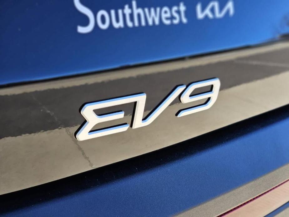new 2024 Kia EV9 car, priced at $52,995