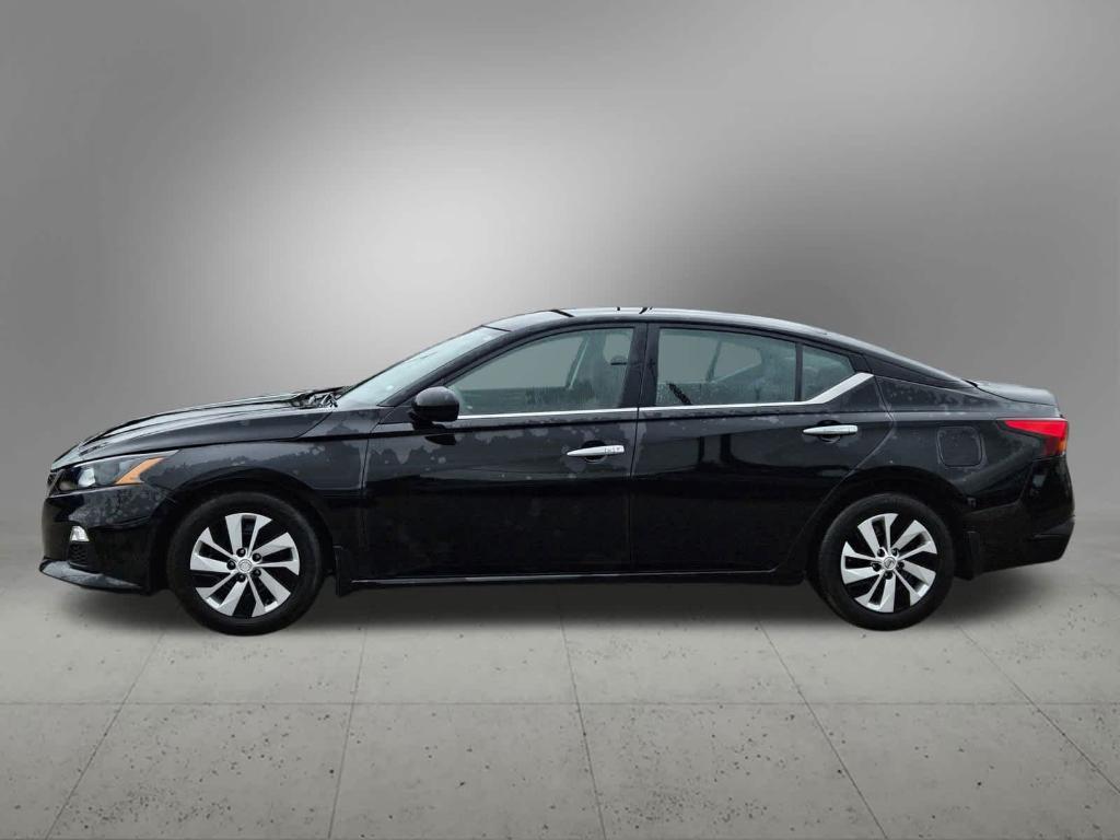 used 2022 Nissan Altima car, priced at $17,275