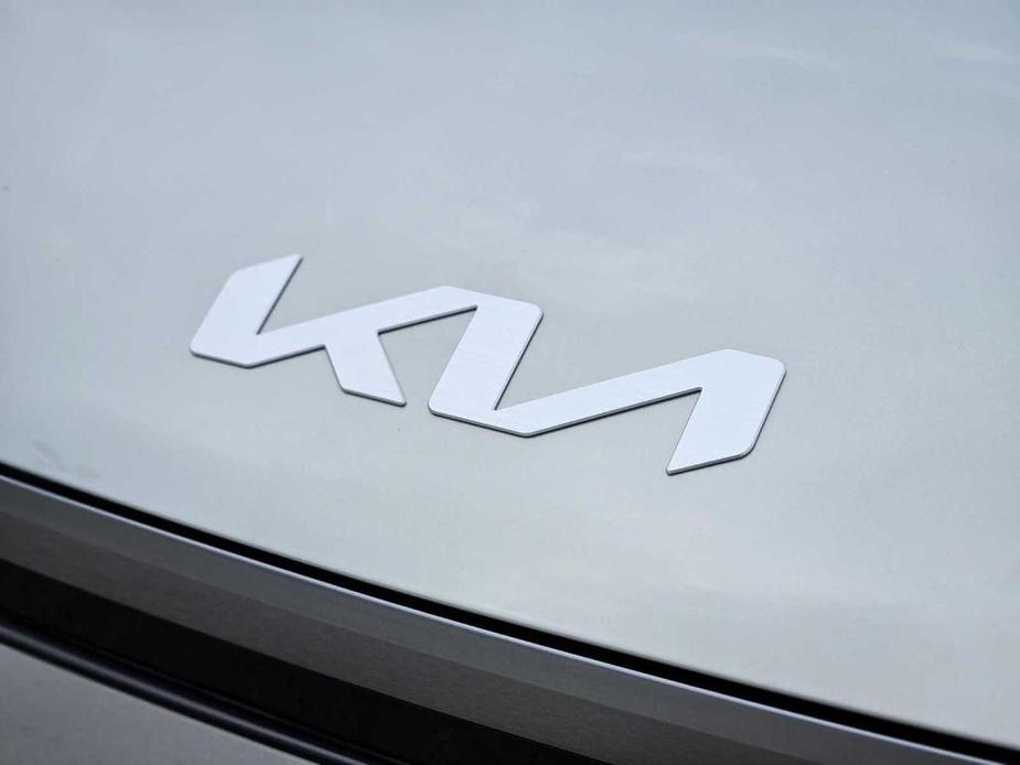 new 2024 Kia EV9 car, priced at $72,503