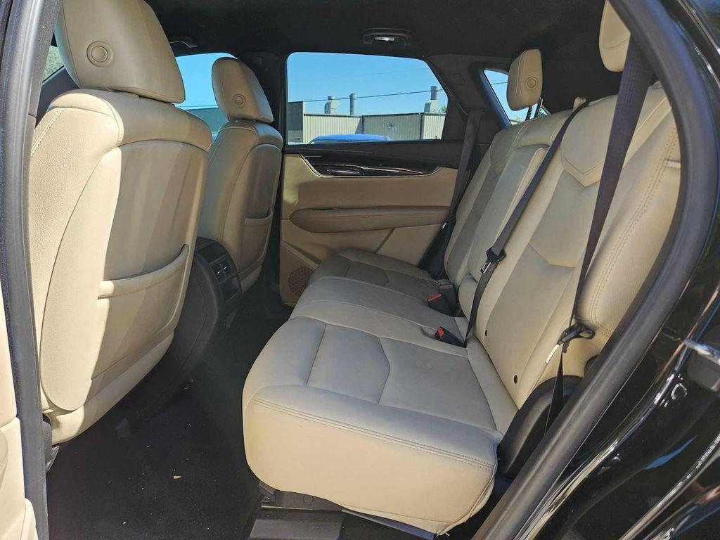 used 2017 Cadillac XT5 car, priced at $13,532