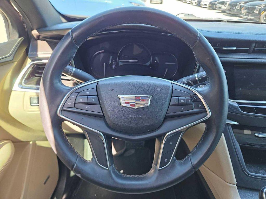 used 2017 Cadillac XT5 car, priced at $13,532