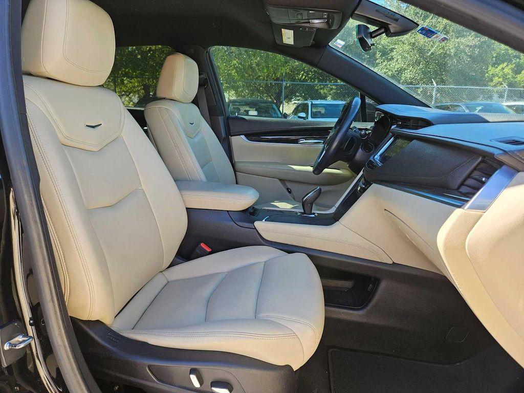 used 2017 Cadillac XT5 car, priced at $13,532