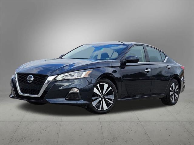 used 2022 Nissan Altima car, priced at $15,456