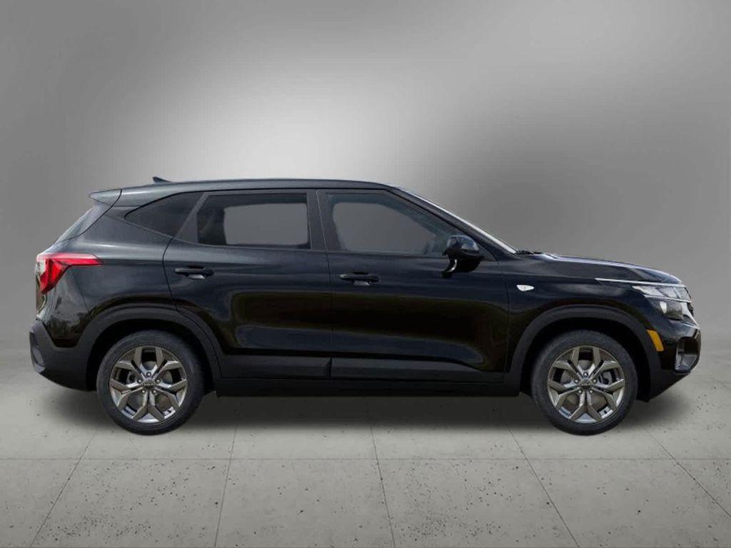 new 2026 Kia Seltos car, priced at $25,950
