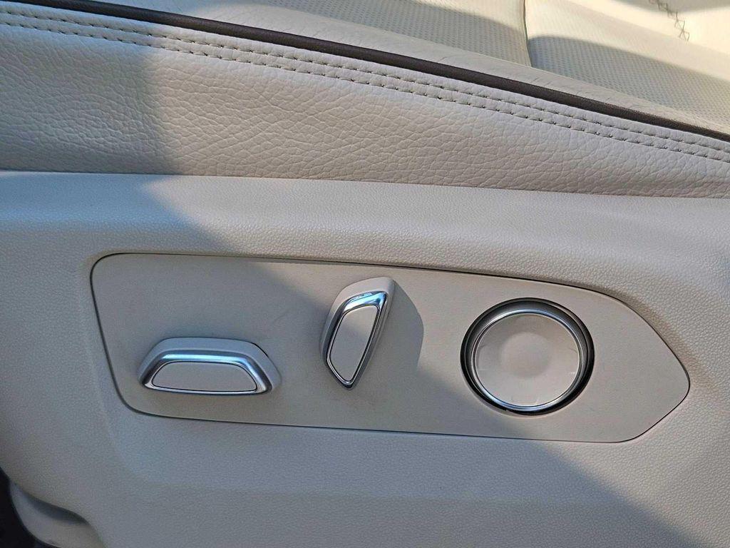 used 2021 GMC Yukon car, priced at $48,600
