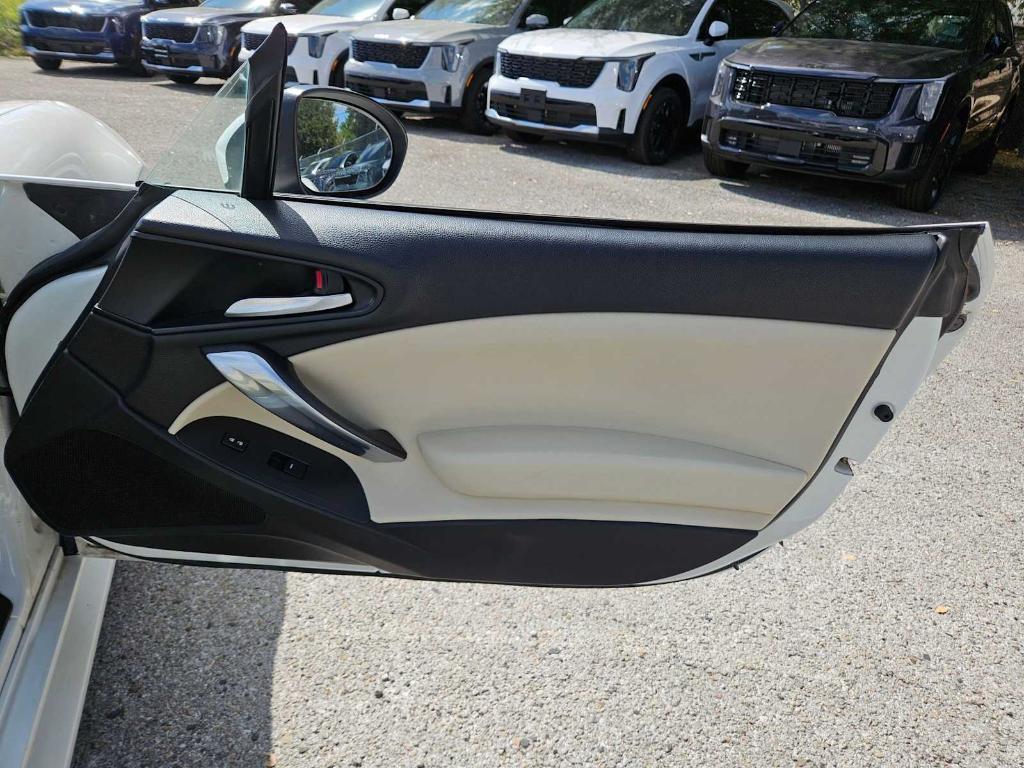 used 2019 FIAT 124 Spider car, priced at $17,563