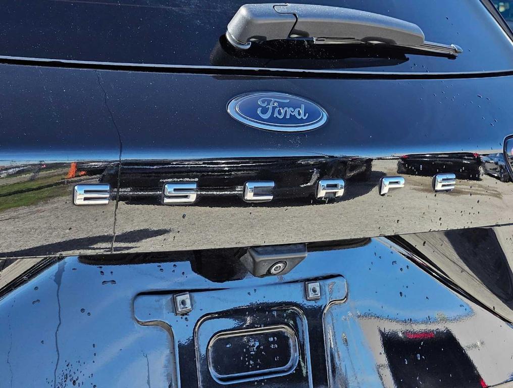 used 2022 Ford Escape car, priced at $18,035