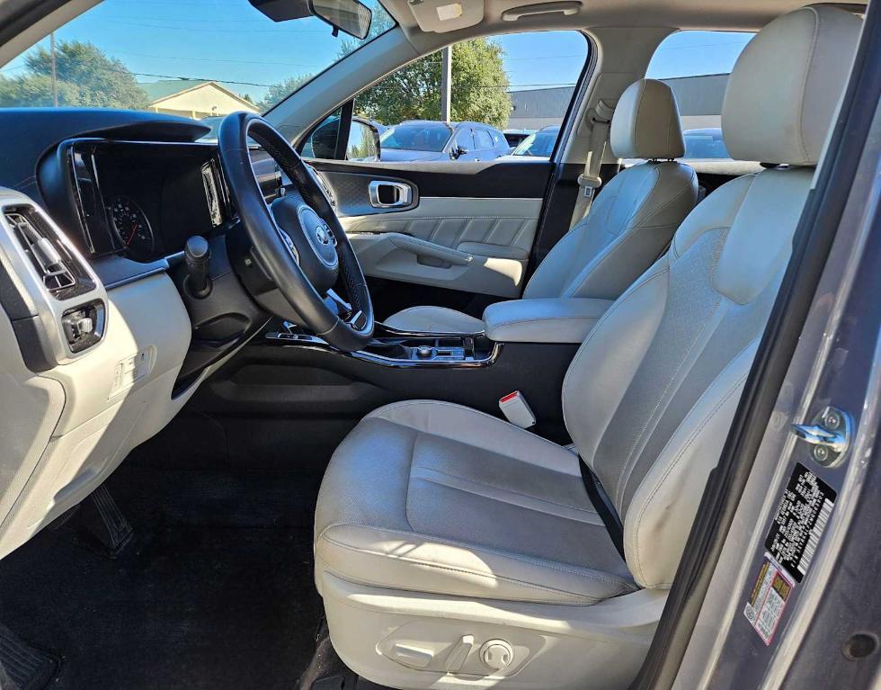 used 2021 Kia Sorento car, priced at $22,173