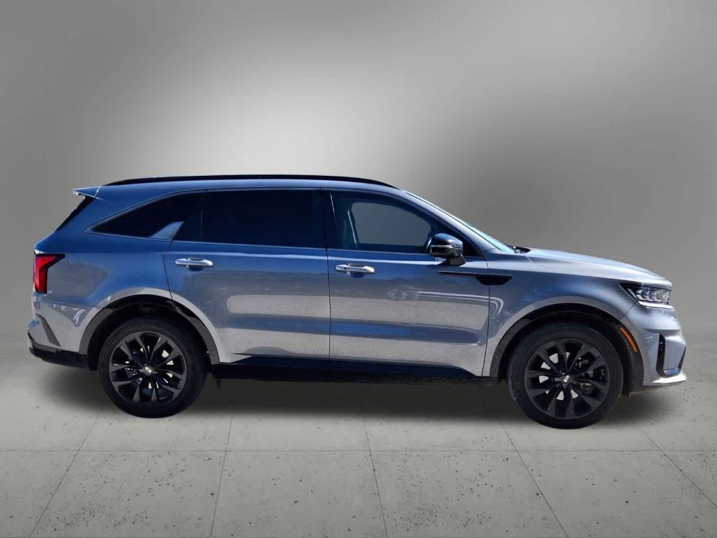 used 2021 Kia Sorento car, priced at $22,173