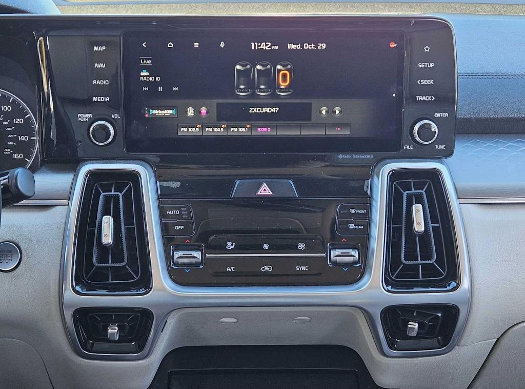 used 2021 Kia Sorento car, priced at $22,173