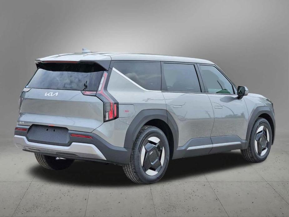 new 2024 Kia EV9 car, priced at $52,314