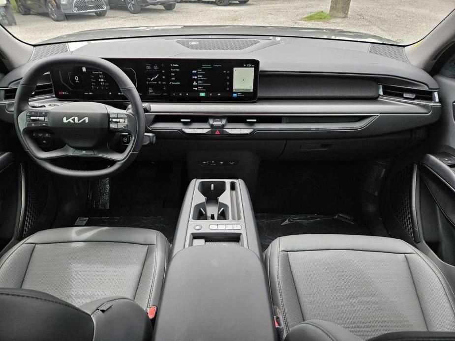 new 2024 Kia EV9 car, priced at $52,925