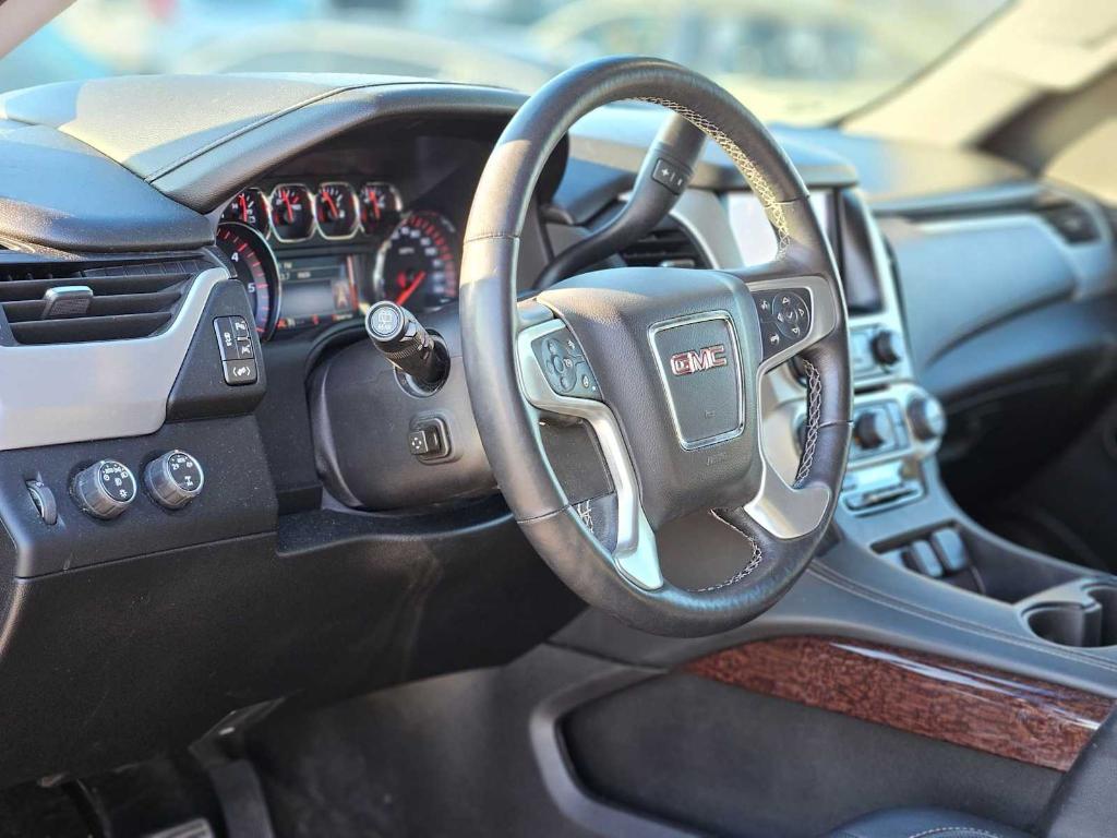 used 2016 GMC Yukon car, priced at $31,998