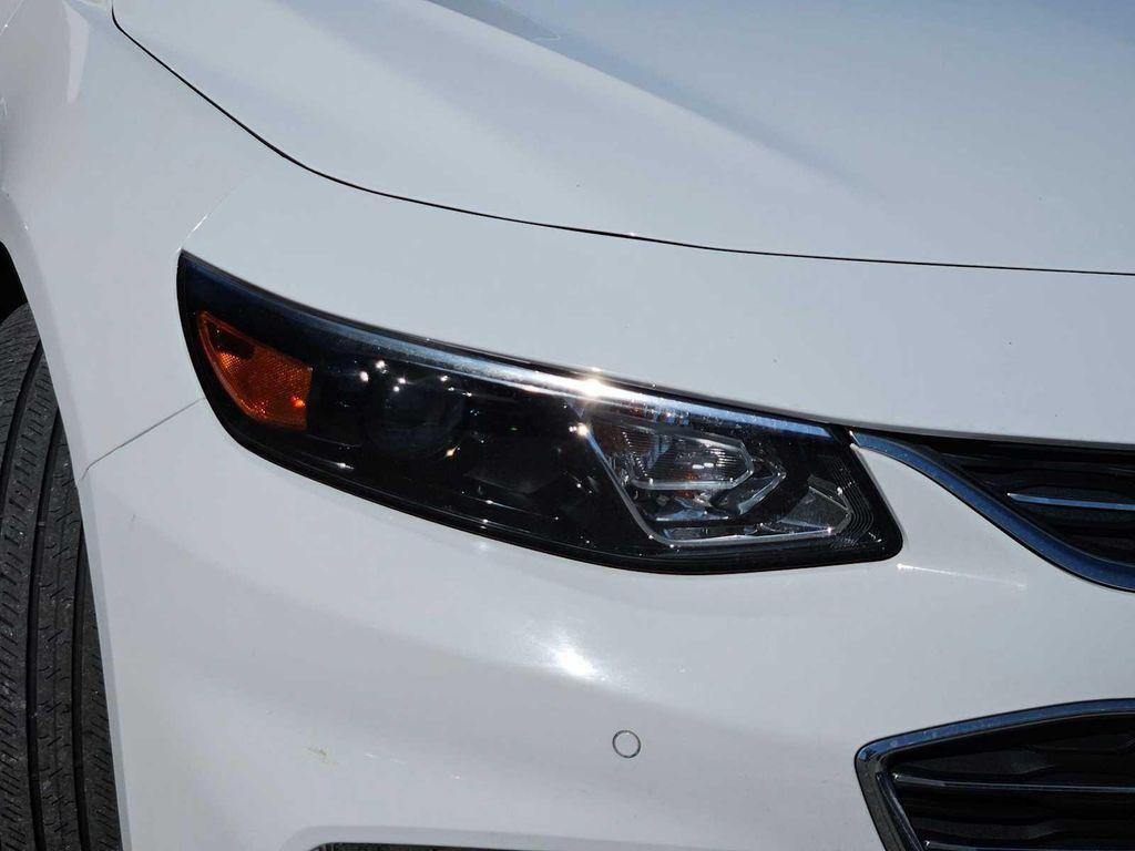 used 2018 Chevrolet Malibu car, priced at $12,921