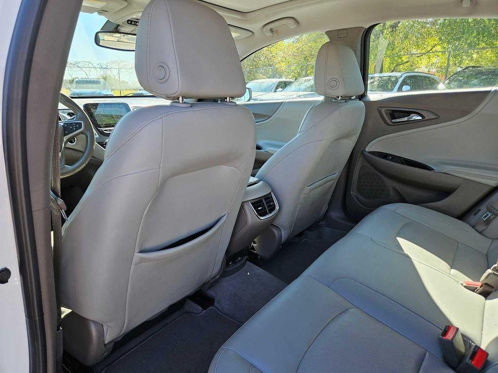 used 2018 Chevrolet Malibu car, priced at $12,921