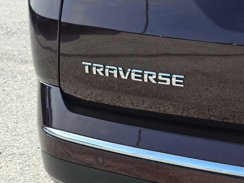 used 2019 Chevrolet Traverse car, priced at $17,642