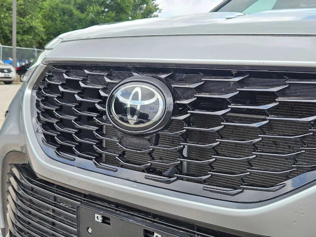 used 2024 Toyota Highlander car, priced at $39,828