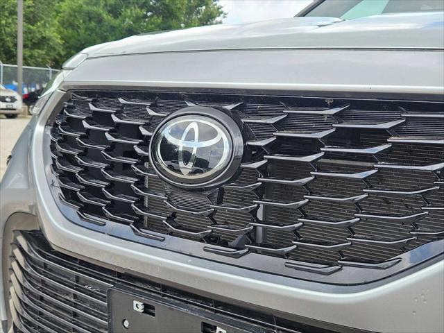 used 2024 Toyota Highlander car, priced at $41,658