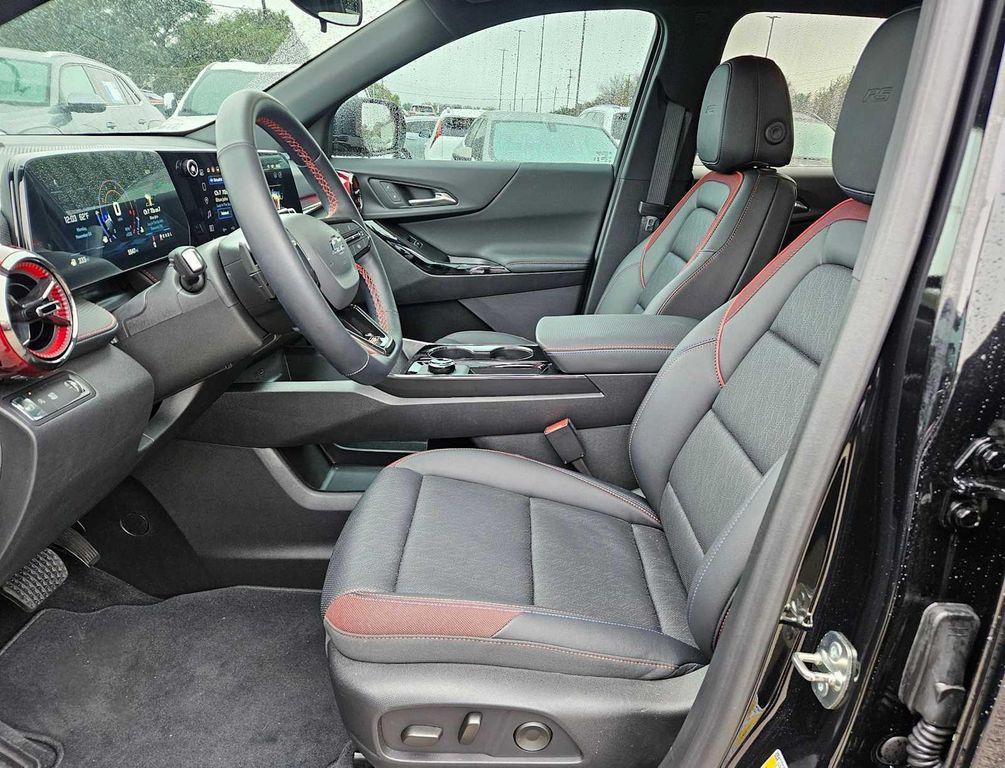 used 2026 Chevrolet Equinox car, priced at $30,283